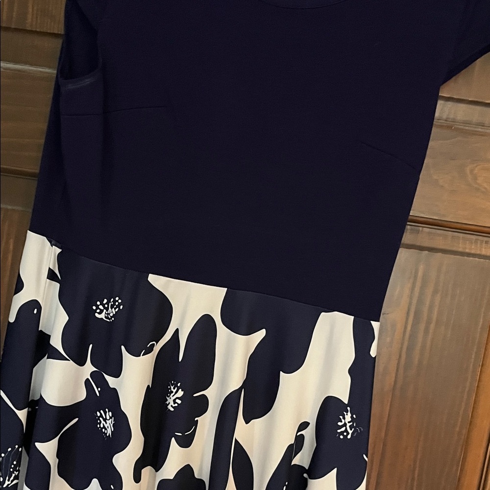 Homeyee Navy and White Floral Dress  Knit Bodice and Poly Skirt XL - Picture 3 of 5